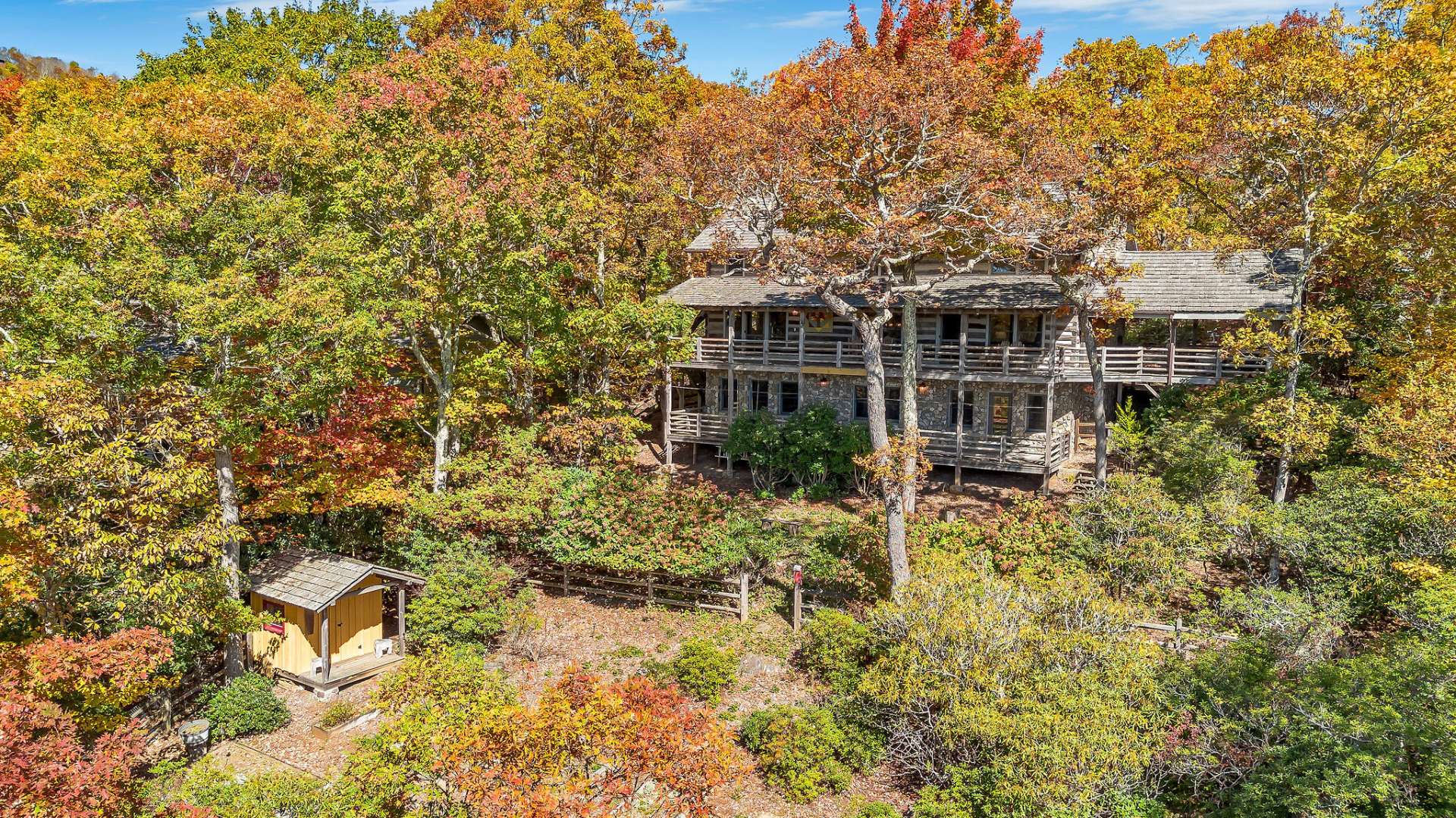 The fenced backyard is ideal for gardening and /or pets.