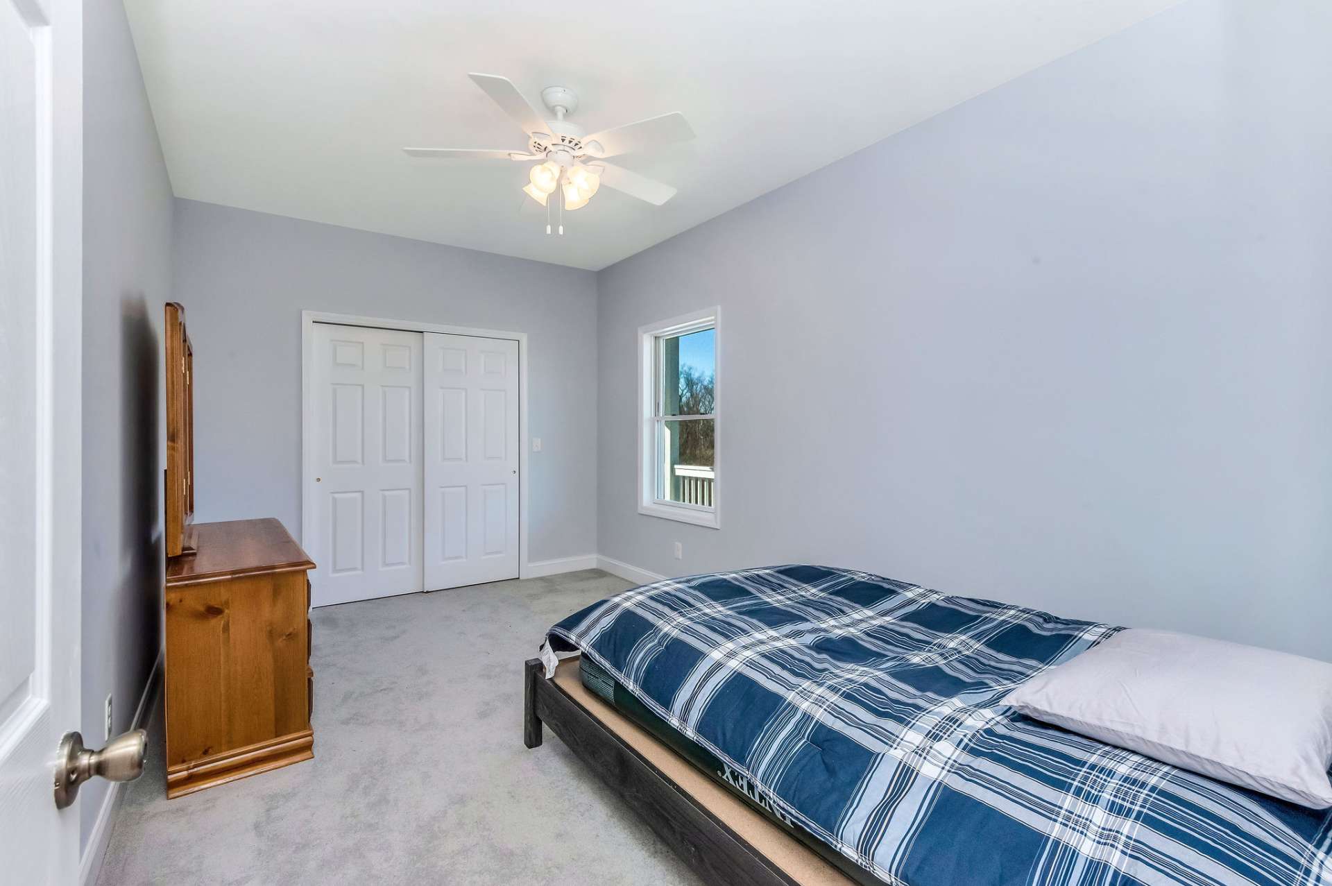 Your guests will feel right at home in the spacious guest bedroom, thoughtfully designed to provide both comfort and privacy.