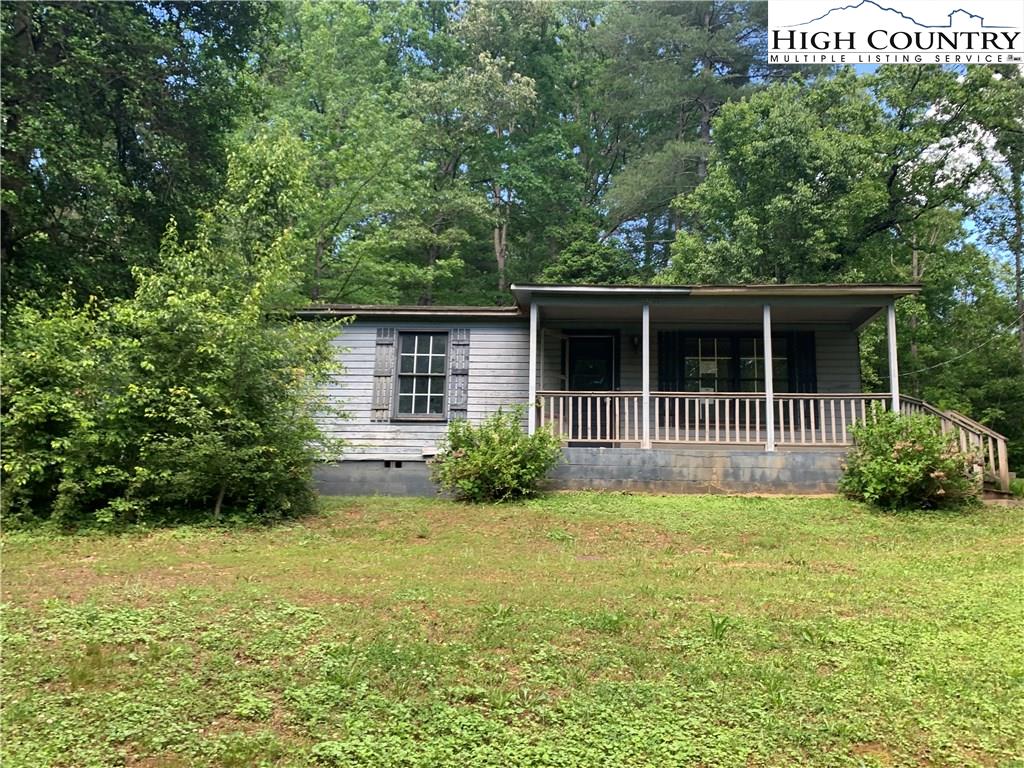 MLS 214858 2200 Triplett Road, Granite Falls, NC 28630