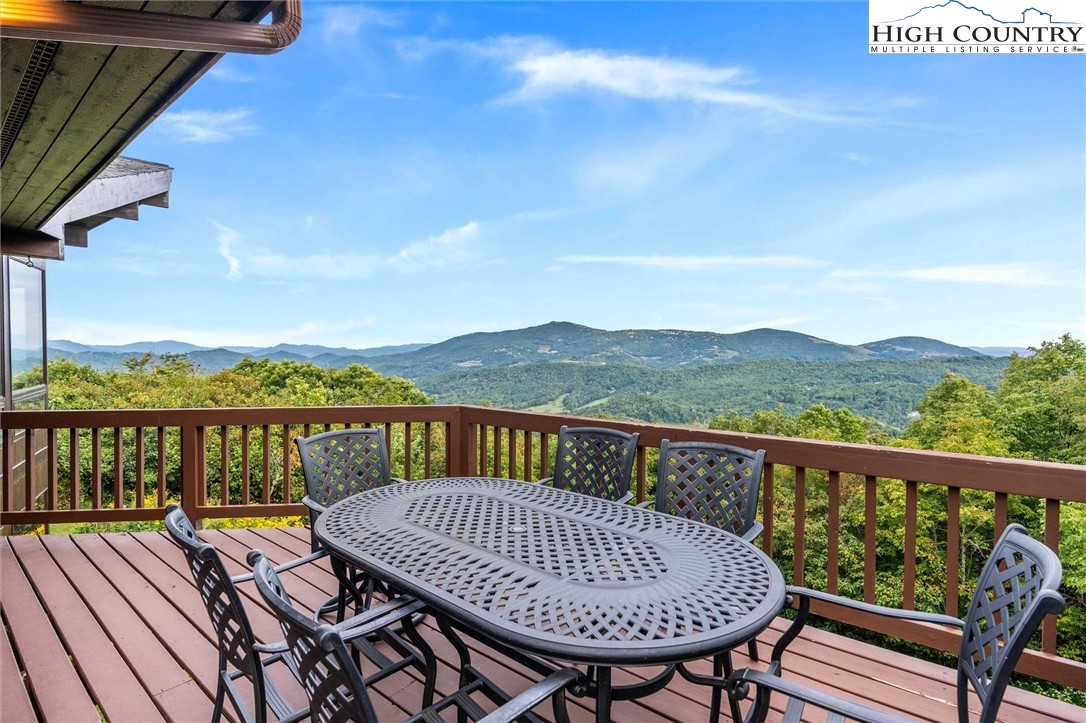 230 Windy Knob Trail