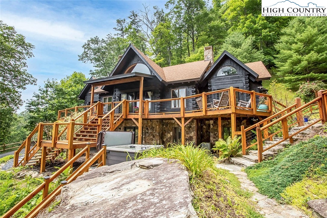 2560 Watauga River Road