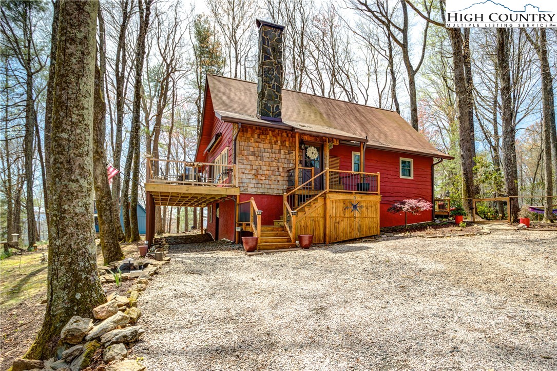 528 Bear Ridge Trail