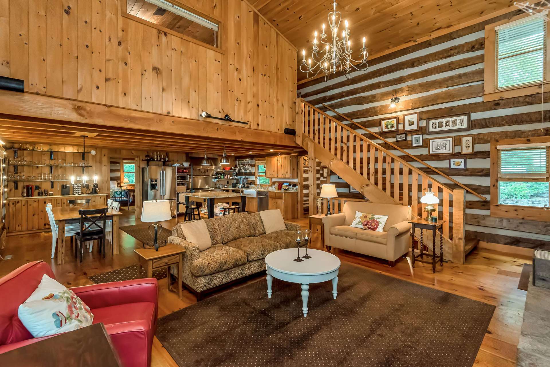 This grand space creates a comfortable atmosphere for gathering with loved ones in the mountains.