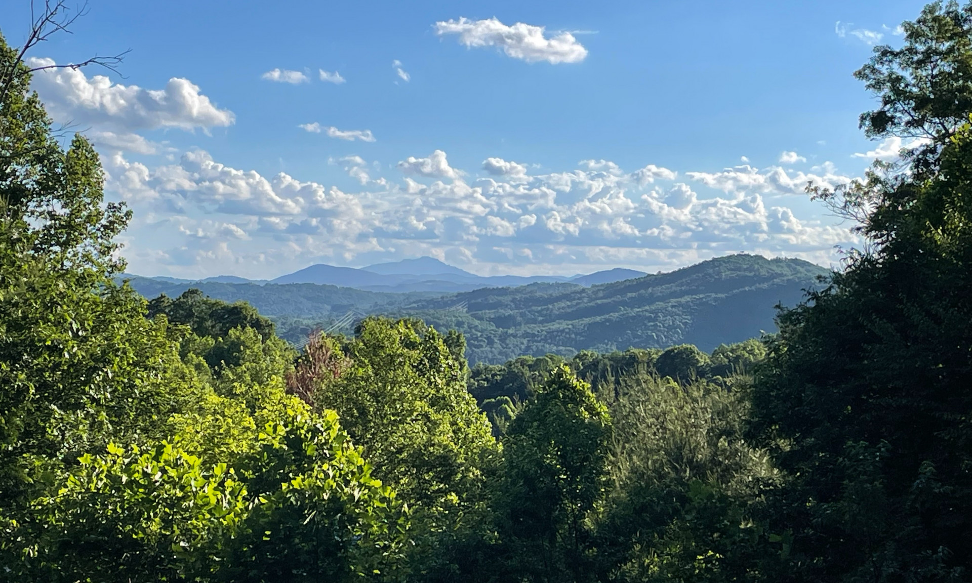 Fleetwood NC Cabin Grandfather Mountain Views