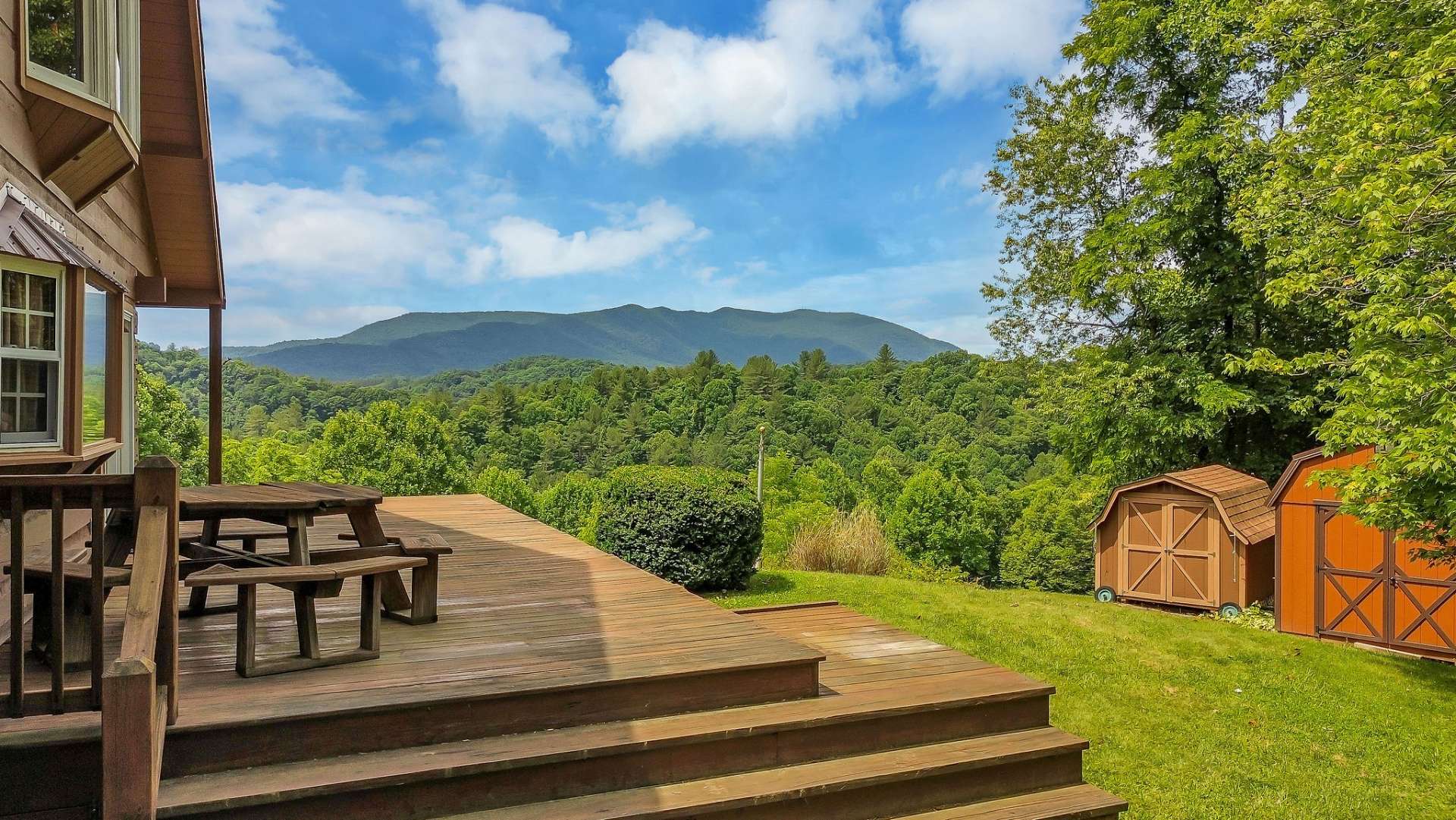 Enjoy outdoor cooking and dining or simply relax on the spacious deck, taking in the incredible mountain views.