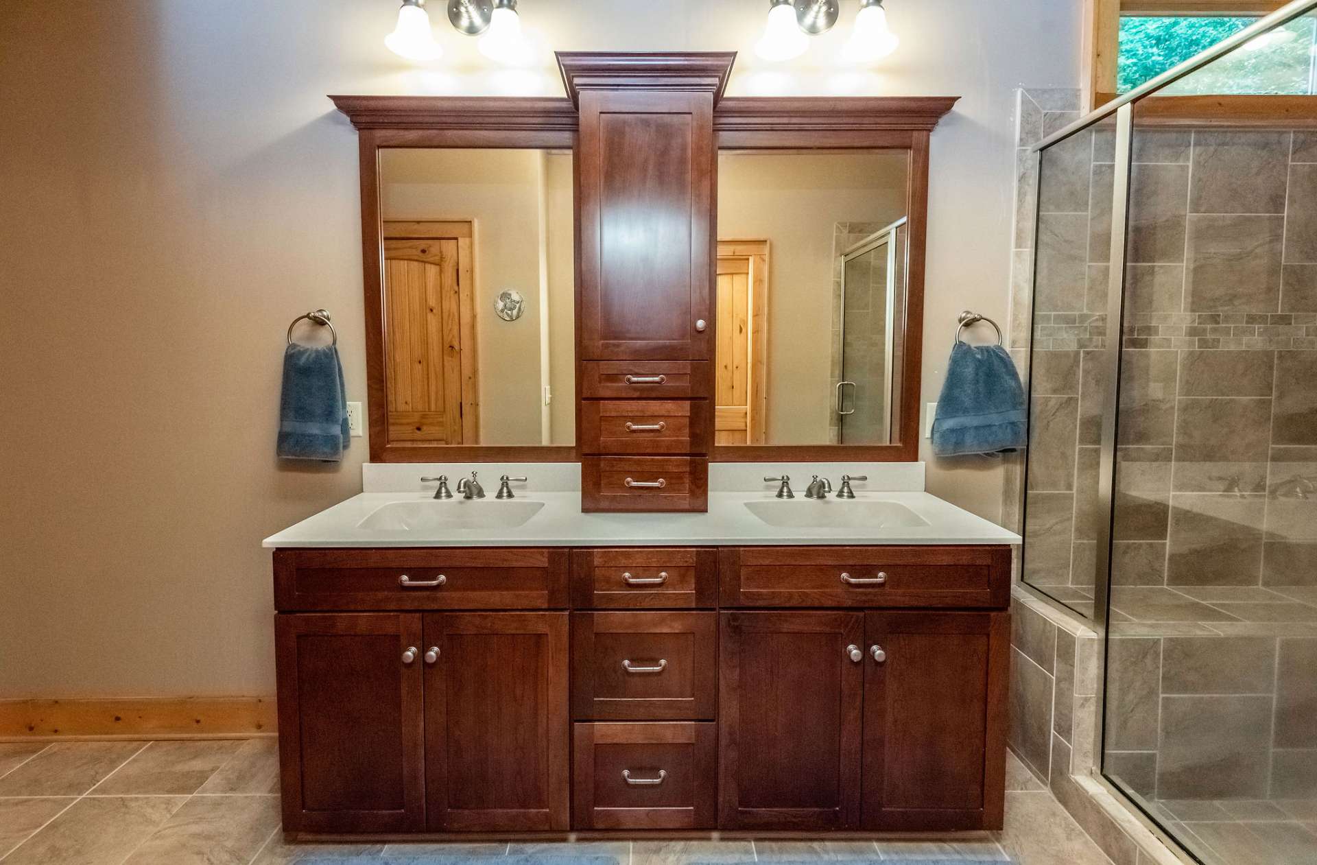 You'll love getting ready in front of this stylish vanity.