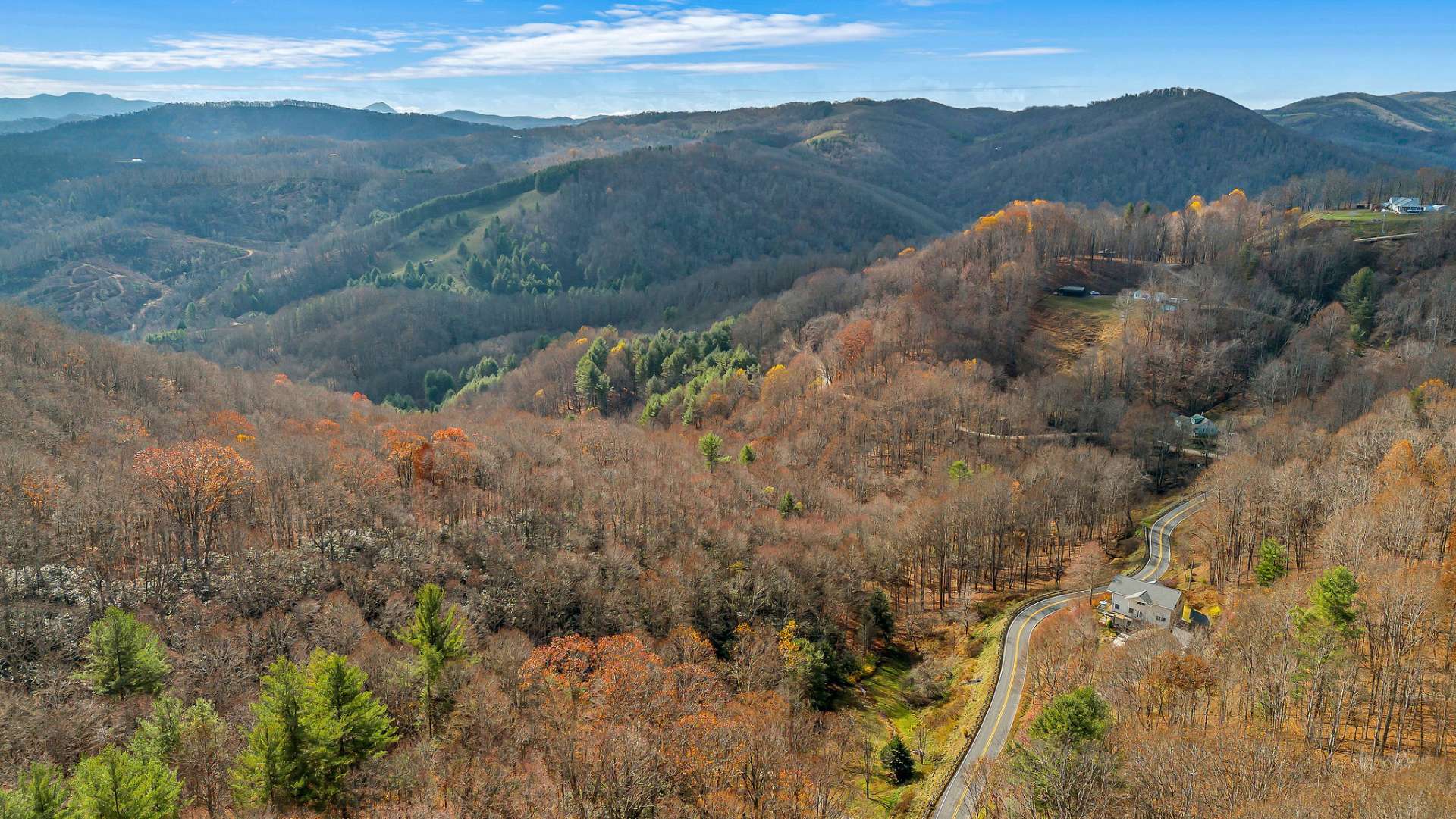 The location is also convenient to Mount Rogers and the Grayson Highlands areas.